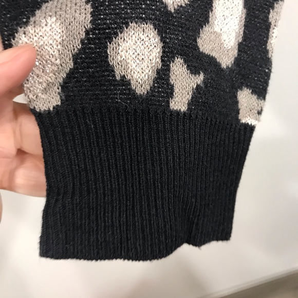 Animal Print Side Zip Sweater Small - Picture 7 of 9
